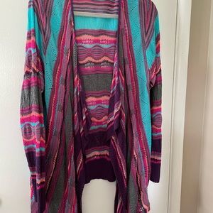 IF YOU ❤️ IT GRAB IT! Multi colored sweater perfect for spring!